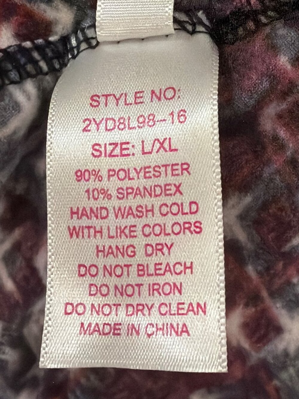 Yado Womens L/Xl Red & Black Geometric Pattern Leggings Stretchy Polyester Blend